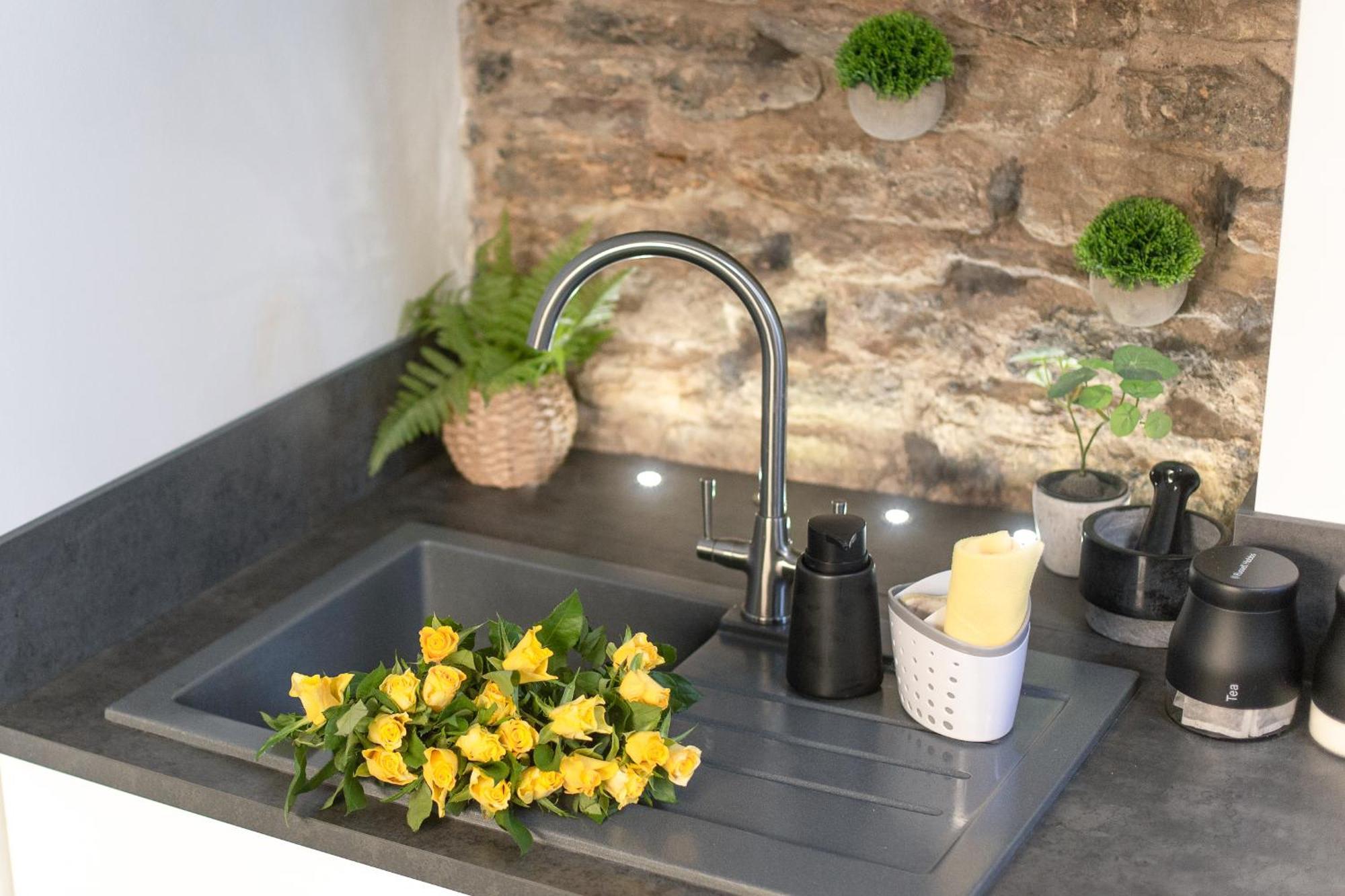 Luxury Bumblebee Cottage Frome Longleat Aqua Sana Bath Dog Freendly 외부 사진